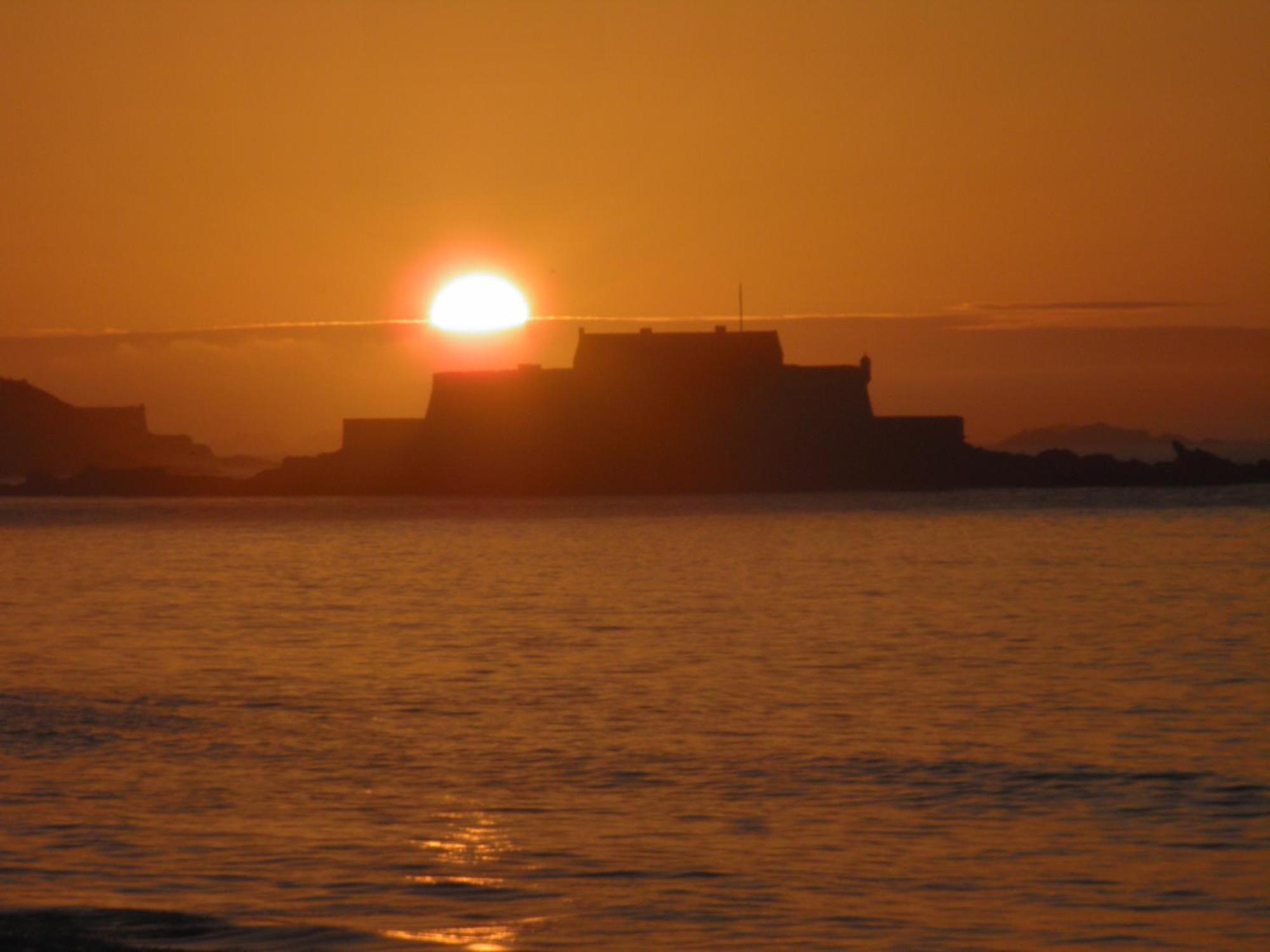 Hotel Le Jersey سان مالو المظهر الخارجي الصورة
